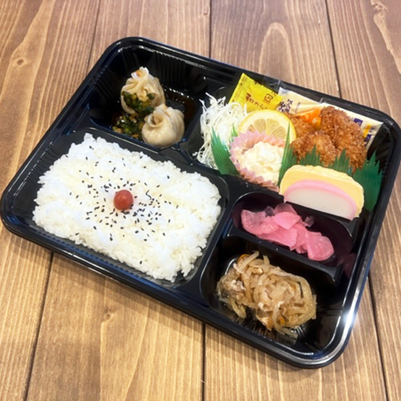 カキフライ折衷弁当