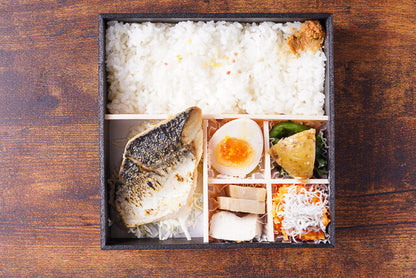 ふっくら鯖の塩焼き《人気最強魚のお手頃弁当》 [葵3]