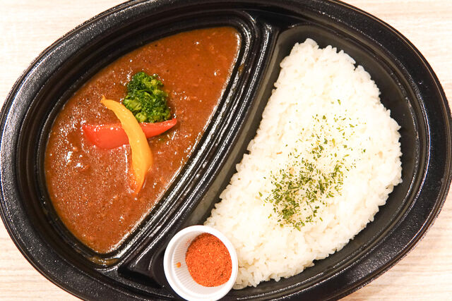 冷めても美味しい!黒毛七厘カレー