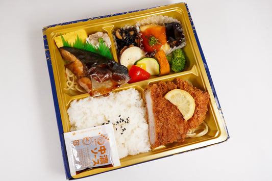 Ｗメイン弁当 ブリの照焼&ロースカツ